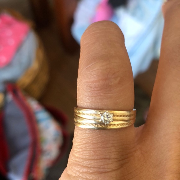 Wedding ring - Picture 3 of 3